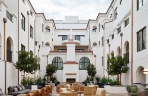 RD_Mirador_Courtyard_0038_F